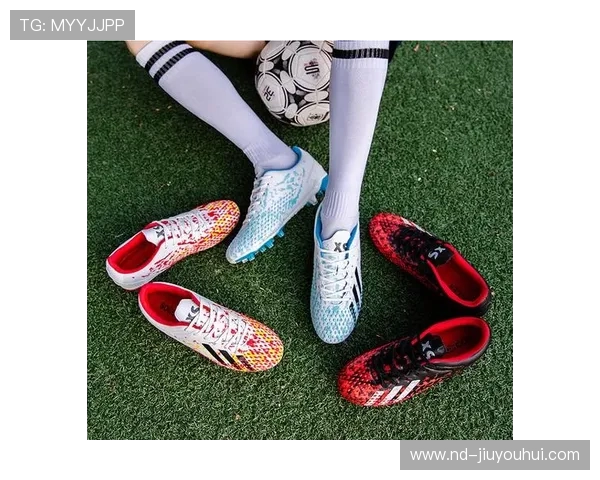 性价比超高的杂牌足球钉鞋推荐让你轻松入门又不伤钱包